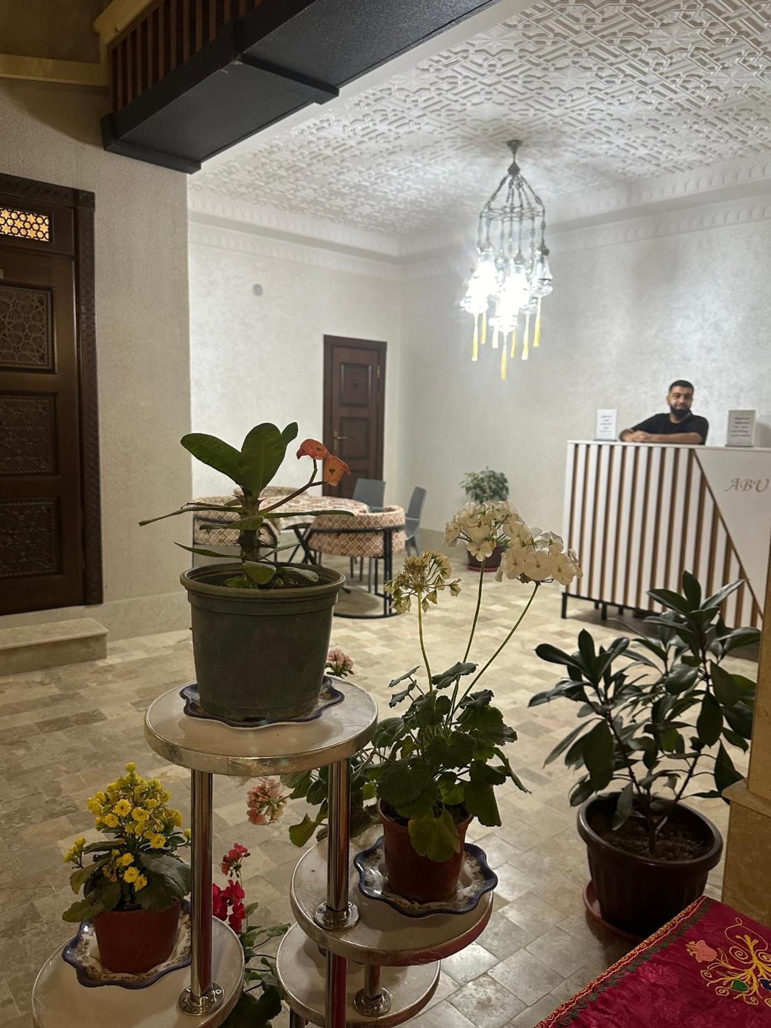 Abuzar Hotel Bucara Exterior foto